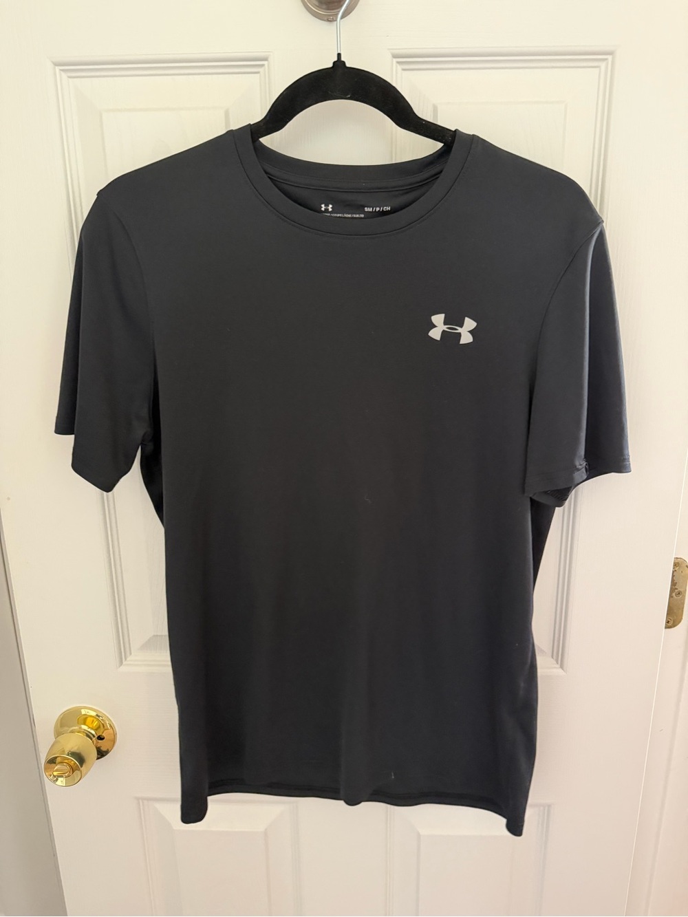 Men's Under Armour Black Loose Fit Tee Size Small